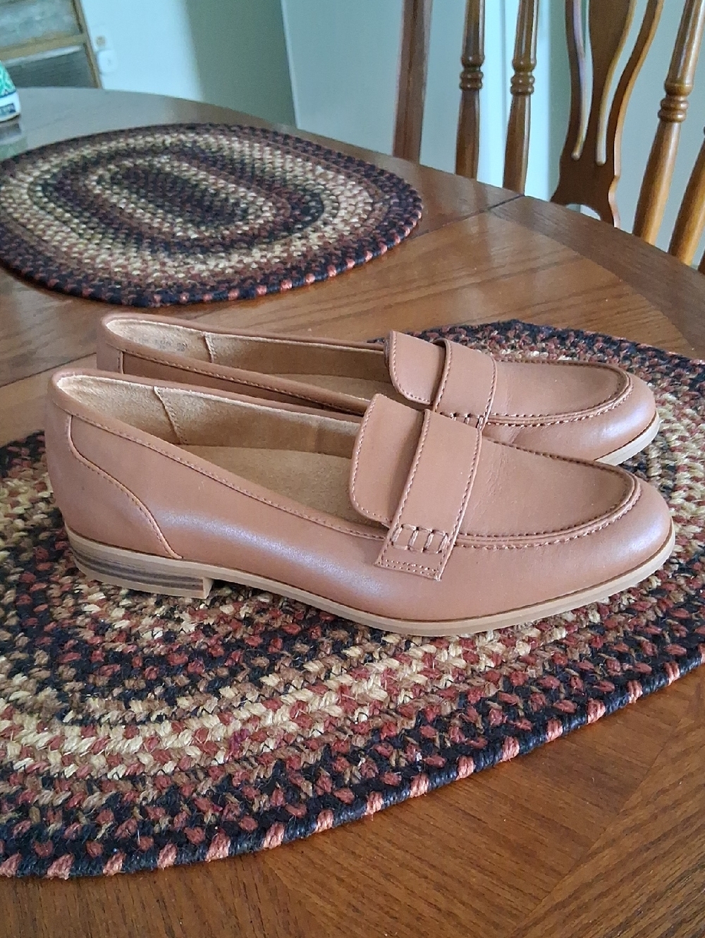 Naturalizer Women's Tan Leather Slip-On Penny Loafers Sz. 8.5